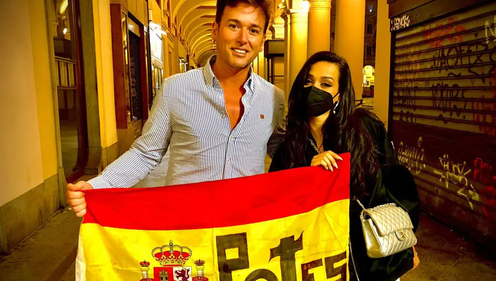 Lucas junto a Chanel en Turín