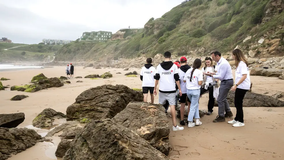 Jornada de limpieza de residuos de la campaña Mares Circulares