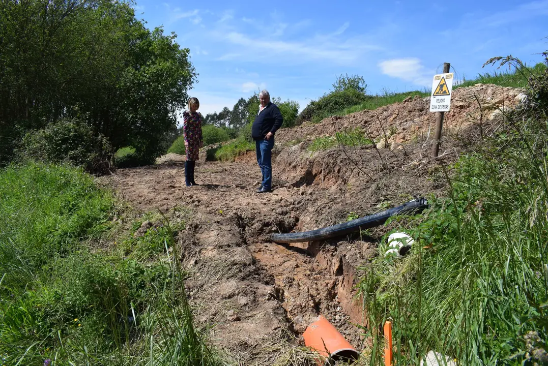 Estad actual de la obra del saneamiento en el Barrio La Venera, en Oru&ntilde;a