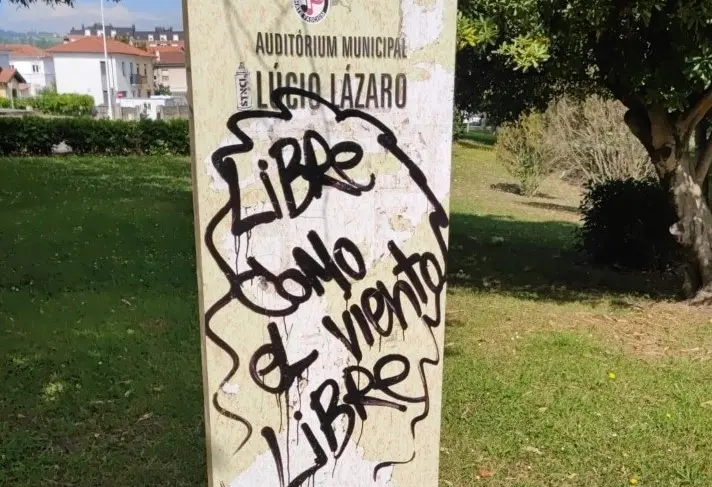 Pintada en el entorno del auditorium Lucio L&aacute;zaro