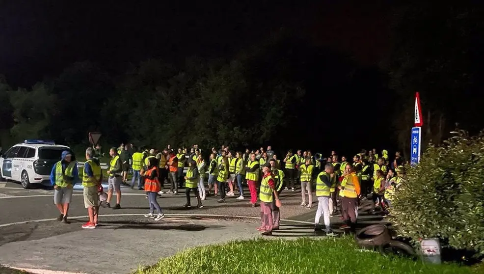 Piquete en Alumnios Ampuero