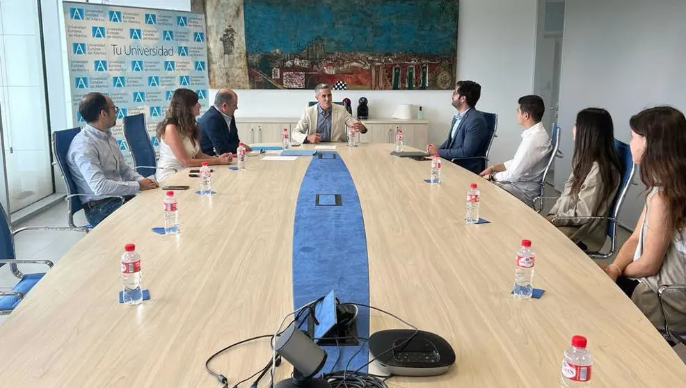 Reunión del consejero de Universidades, Pablo Zuloaga, y el rectorado de la Universidad Europea del Atlántico