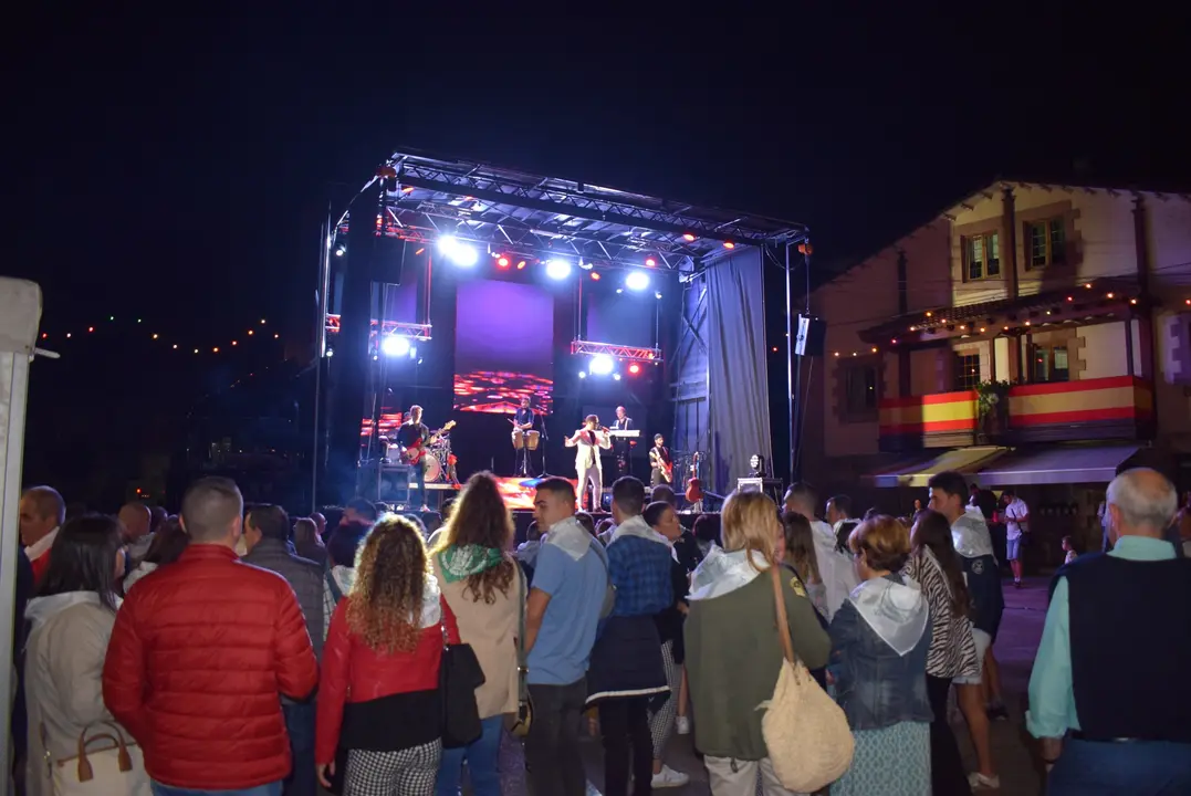 Concierto fiestas Virgen de Valencia de Pi&eacute;lagos