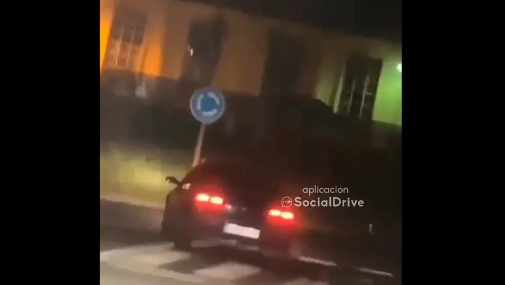 Conductor temerario | Foto- Twitter- SocialDrive