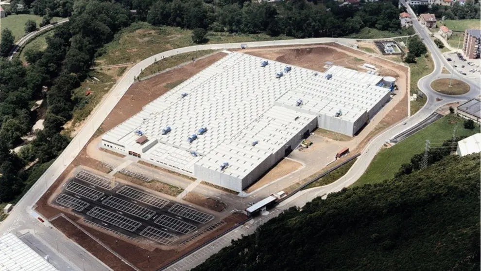 Fábrica de Altadis en el polígono El Bosque de Entrambasaguas