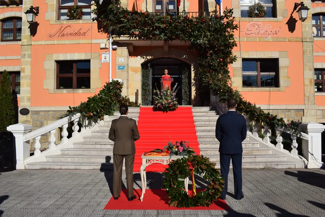 Homenaje de Pi&eacute;lagos a la Constituci&oacute;n