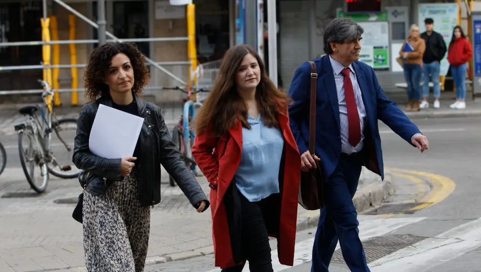 Varios periodistas acuden a un juicio | Foto- Archivo