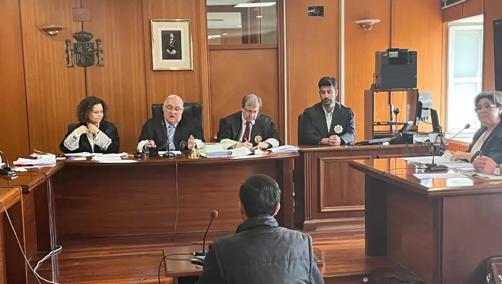 El profesor de multideporte acusado de abusar de una niña de 5 años a la que daba clase declara durante el juicio