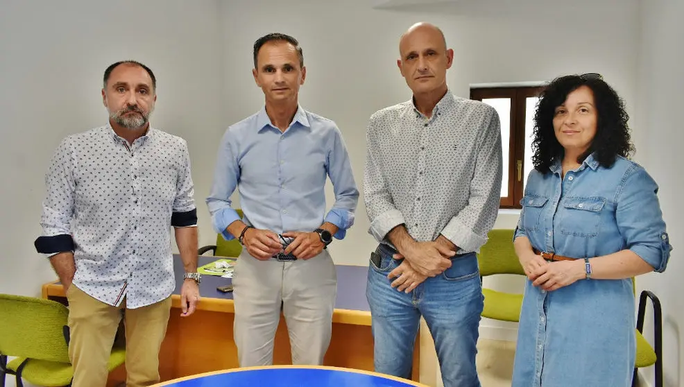 Firma del acuerdo de Gobierno entre PP y PRC en Los Corrales de Buelna