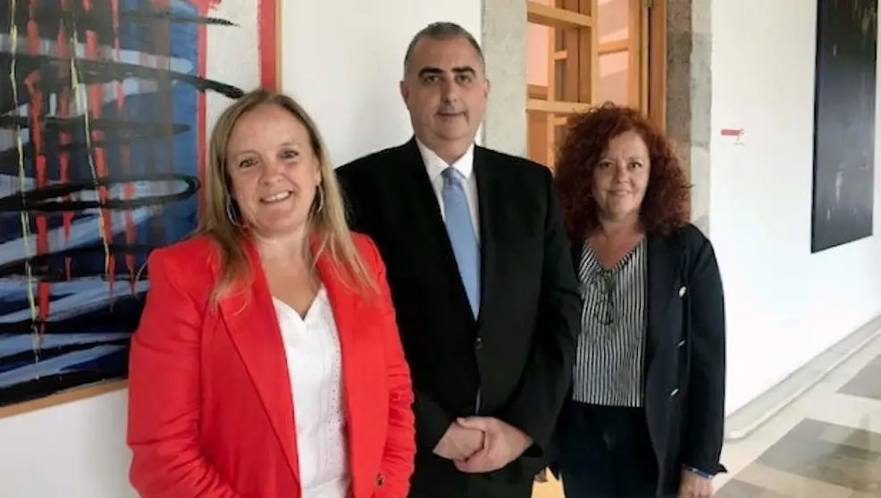 Isabel Urrutia, Roberto Media y Tamara Gonz&aacute;lez