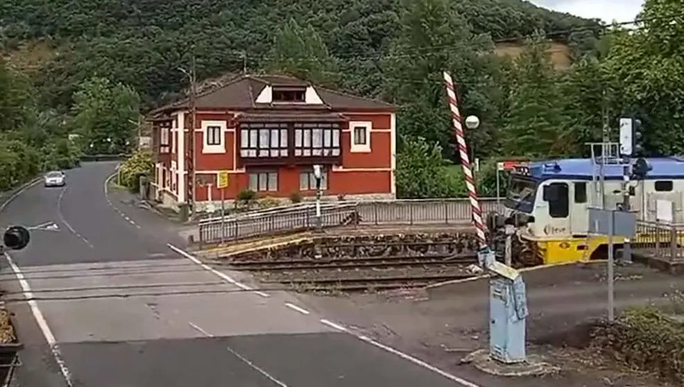 Foto- Twitter:Plataforma en defensa del tren Santander-Bilbao