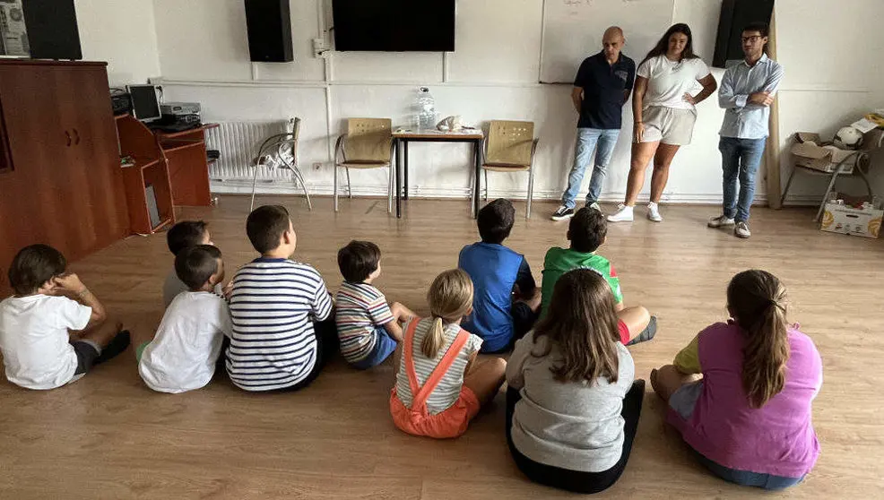 Una treintena de menores han participado en las actividades l&uacute;dicas y saludables del campamento multiactividades