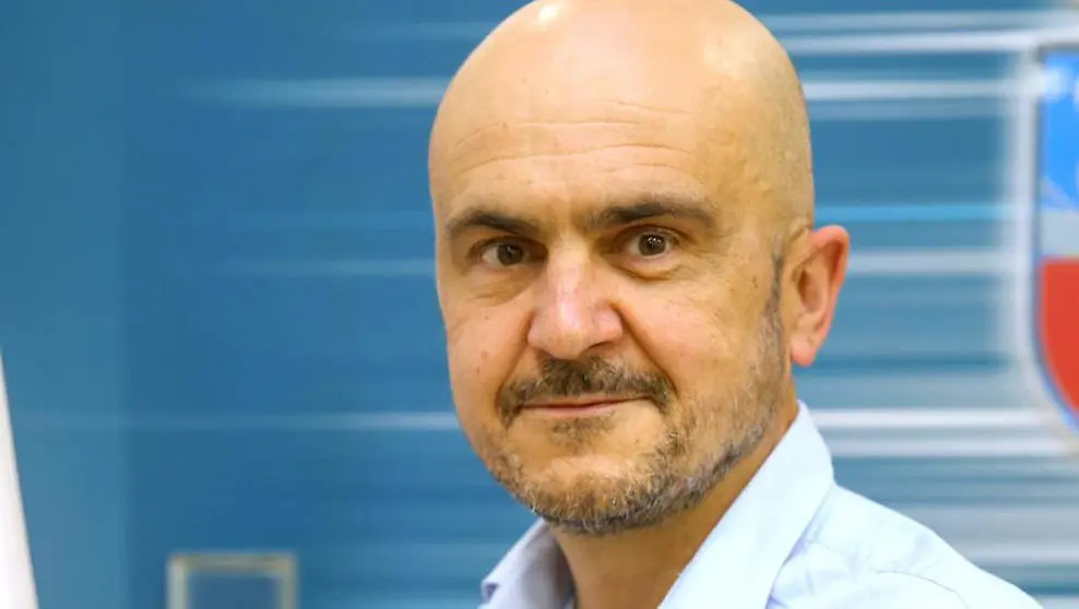  &Aacute;ngel Luis Serdio Cos&iacute;o