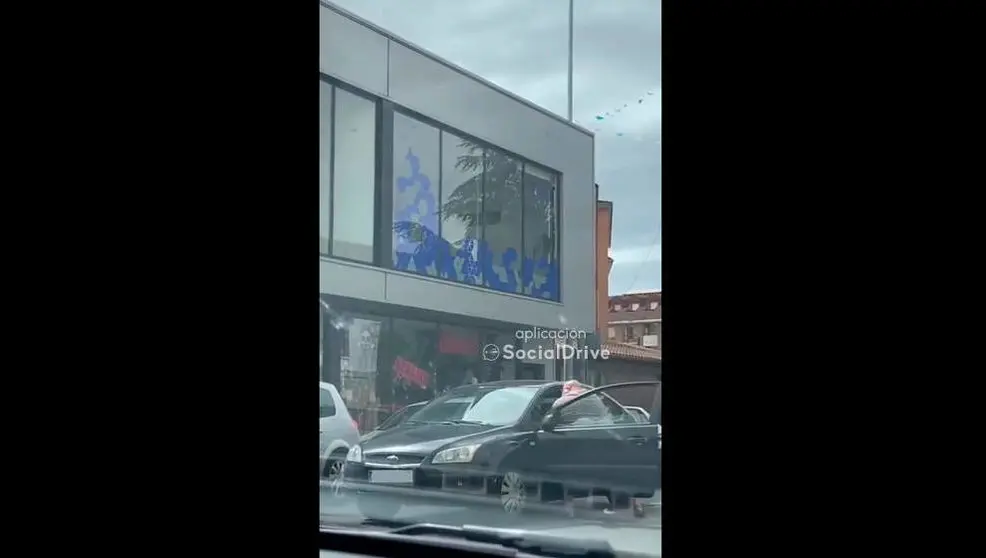 Foto- Twitter Social Drive