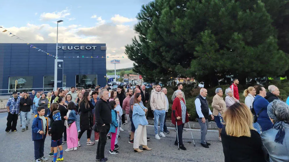 Manifestaci&oacute;n de los vecinos de Sierrapando