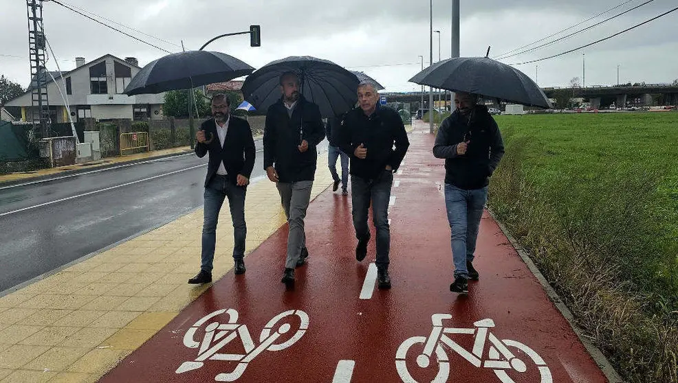 Visita de las obras de mejora de la Avenida Fern&aacute;ndez Vallejo