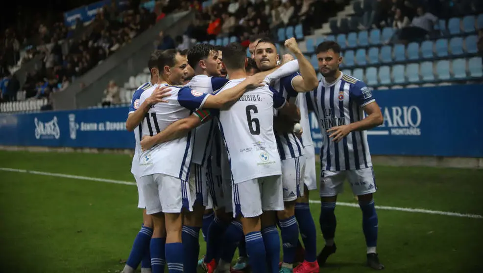 Celebraci&oacute;n del tanto de la RSGT | Foto- N&eacute;stor Revuelta Zarzosa