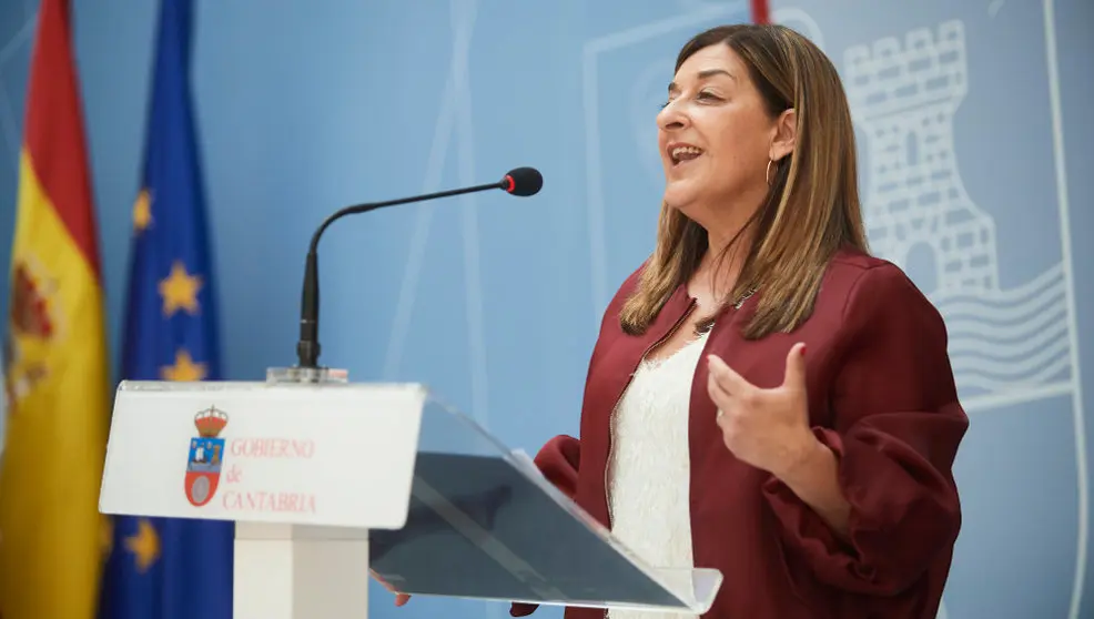 La presidenta del Gobierno, Mar&iacute;a Jos&eacute; S&aacute;enz de Buruaga (PP)