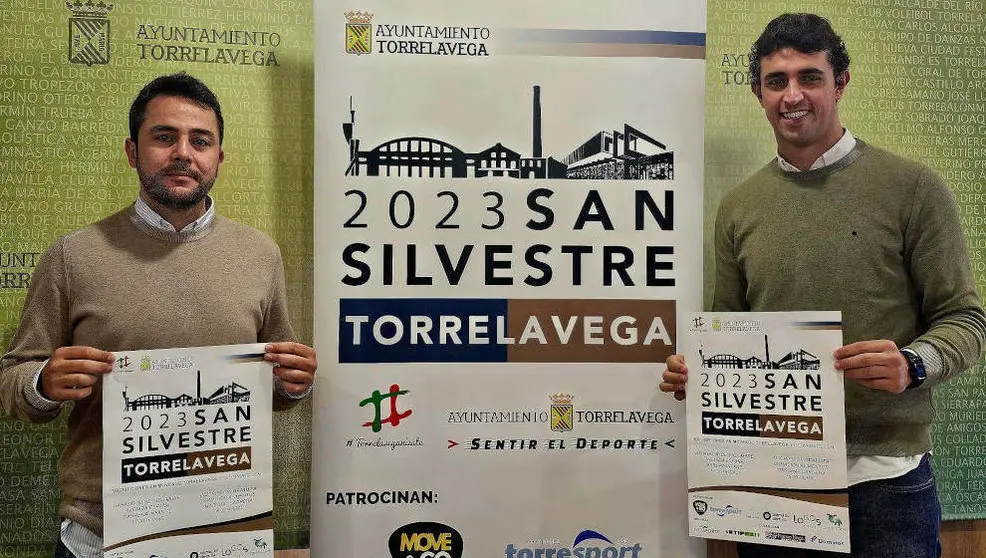  El concejal de Deportes, Nacho Gonz&aacute;lez, y el representante de GdSports, Pablo Regaliza, presentan la San Silvestre
