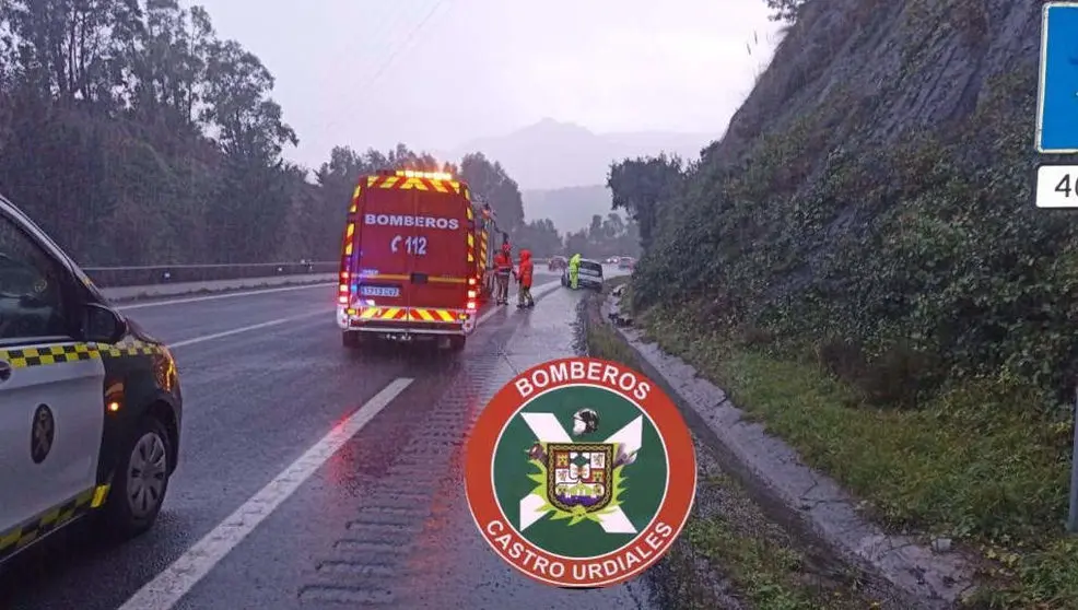  Imagen de efectivos en el lugar de los hechos