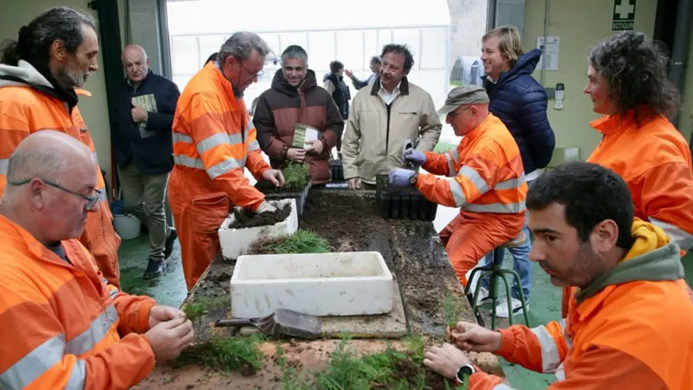 El consejero de Desarrollo Rural, Pablo Palencia, visita el Centro Forestal de Villapresente
