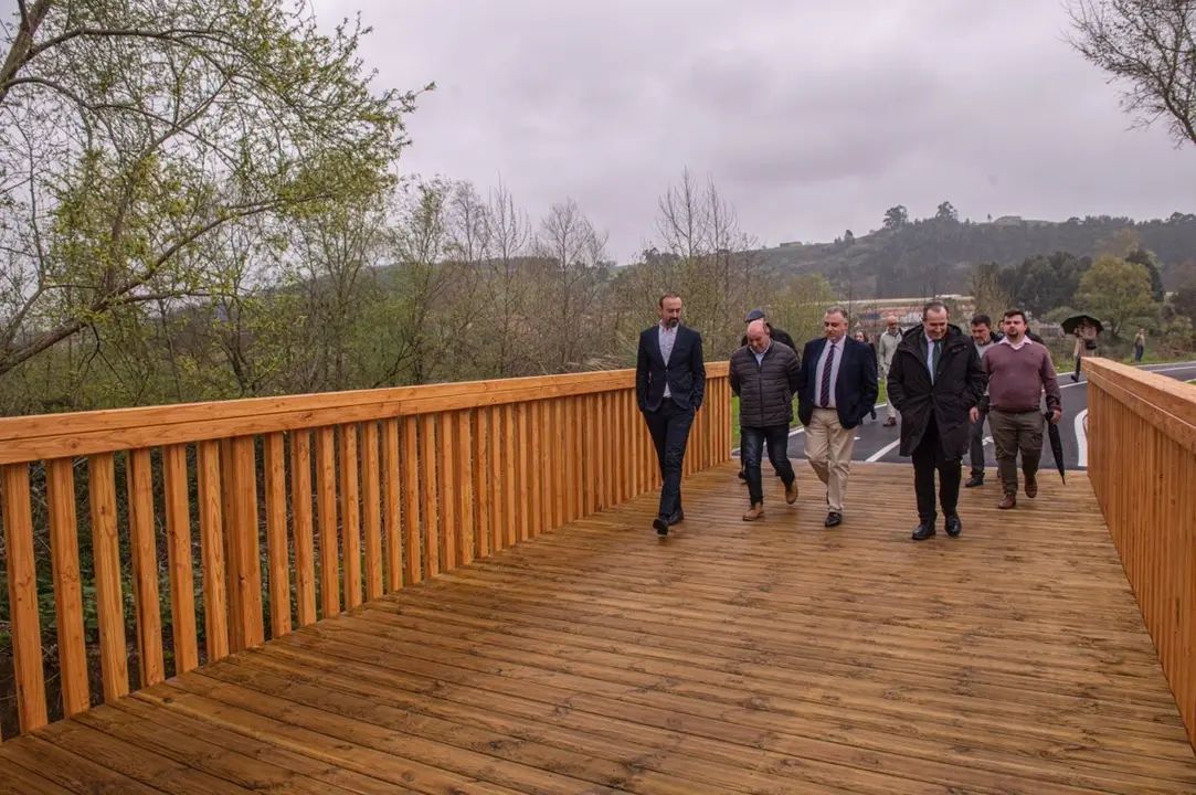 Inauguraci&oacute;n del tramo de carril que completa el anillo ciclable de Torrelavega, conectando el Bulevar Ronda con la pasarela sobre el Saja-Besaya
