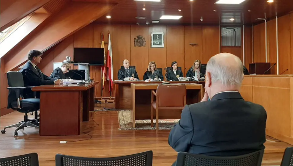 Acusado de estafar casi 70.000 euros al SCS con la venta de material ortoprot&eacute;sico, en el juicio contra &eacute;l en la Audiencia Provincial de Cantabria