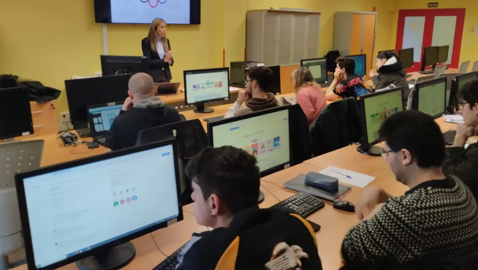 Alumnos de las lanzaderas de empleo de Torrelavega