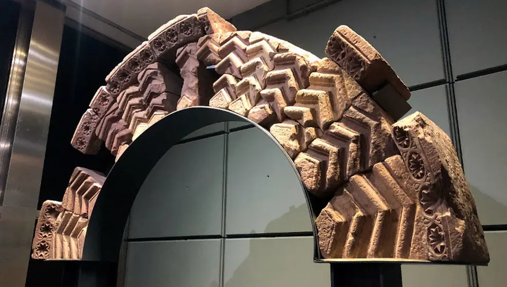 Arco que pertenecer&iacute;a a la iglesia vieja de San Jorge de Las Fraguas, en el MUPAC