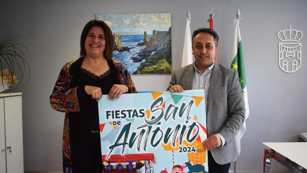 El alcalde de Pi&eacute;lagos, Carlos Caram&eacute;s, y la concejala de Festejos, Gloria B&aacute;rcena, presentan la programaci&oacute;n de las Fiestas de San Antonio de Renedo