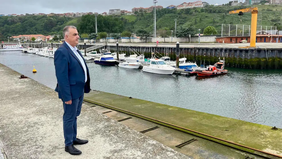 Visita de Roberto Media a Suances