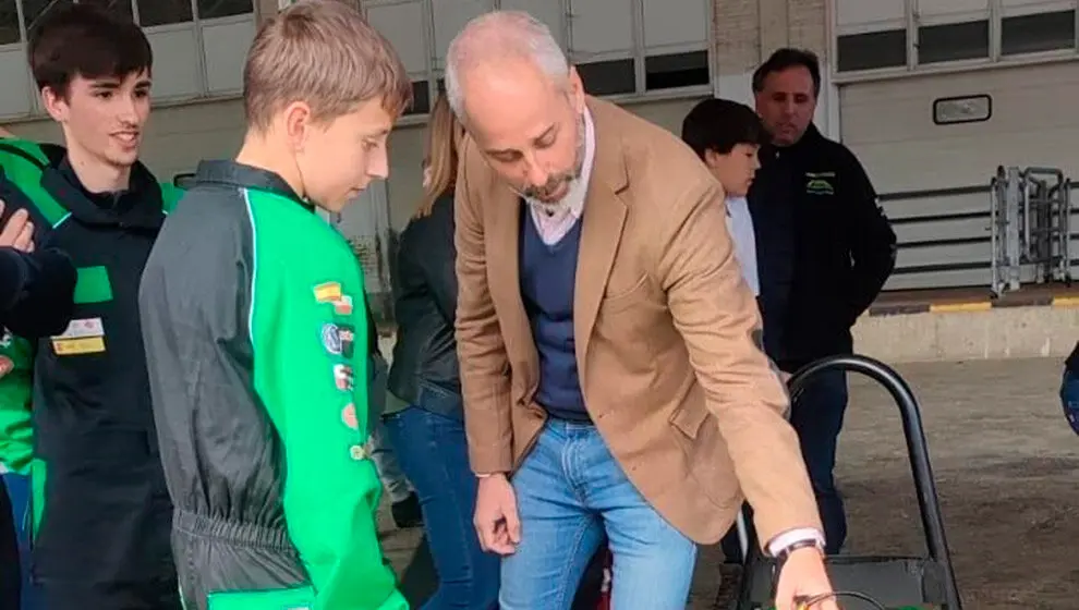 Dos IES de Cantabria competir&aacute;n en la final europea de coches el&eacute;ctricos que se celebrar&aacute; en Reino Unido