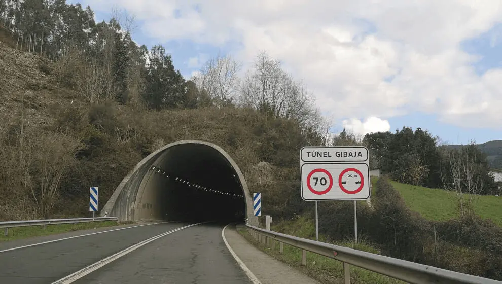 La v&iacute;a quedar&aacute; cortada al tr&aacute;fico en ambos sentidos desde las 09-00 horas hasta las 14-00 horas