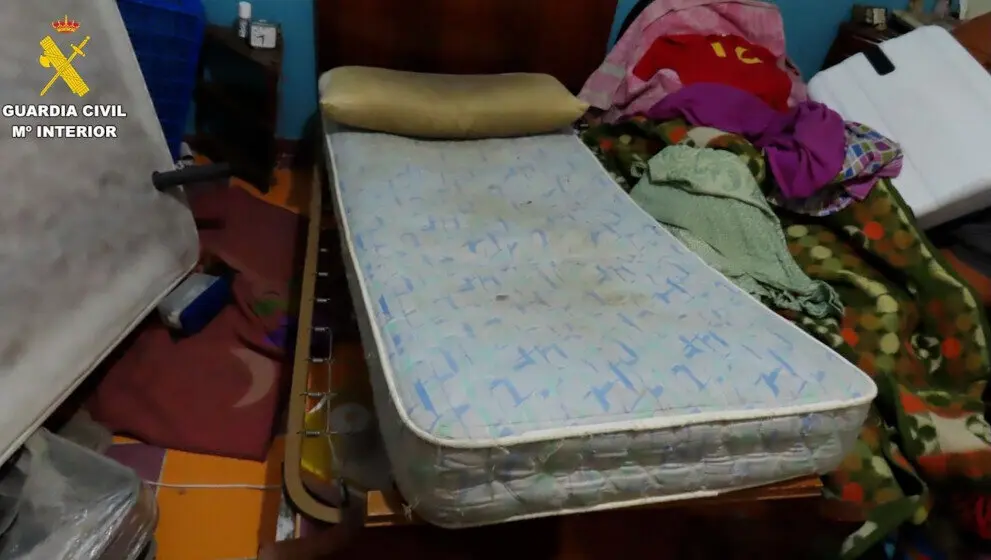 Lugar en el que dorm&iacute;a el hombre de Barakaldo (Bizkaia) expotado laboralmente durante 17 a&ntilde;os