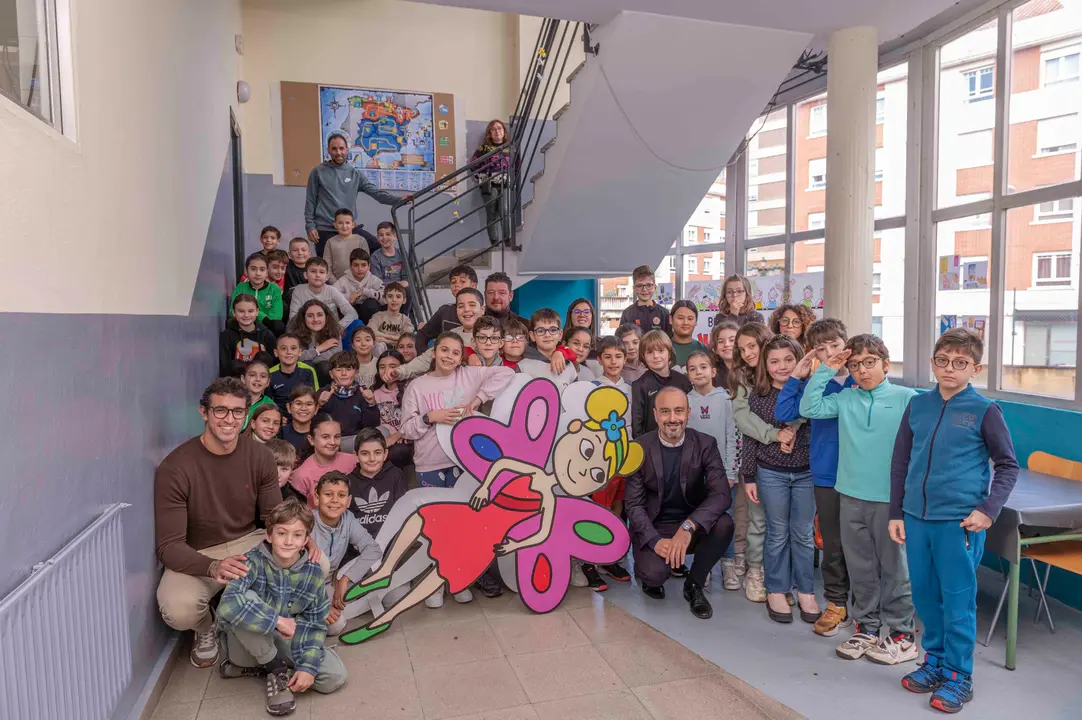 Alumnos de 5&ordm; de Primaria de Torrelavega dise&ntilde;an figuras que iluminar&aacute;n Demetrio Herrero en Navidad