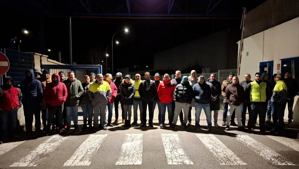 Huelga en la f&aacute;brica de Altadis en Entrambasaguas