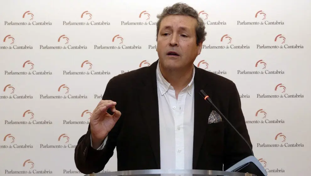 I&ntilde;igo Fern&aacute;ndez, diputado regional del PP y senador auton&oacute;mico por Cantabria | Foto- Sebasti&aacute;n Hipperdinger