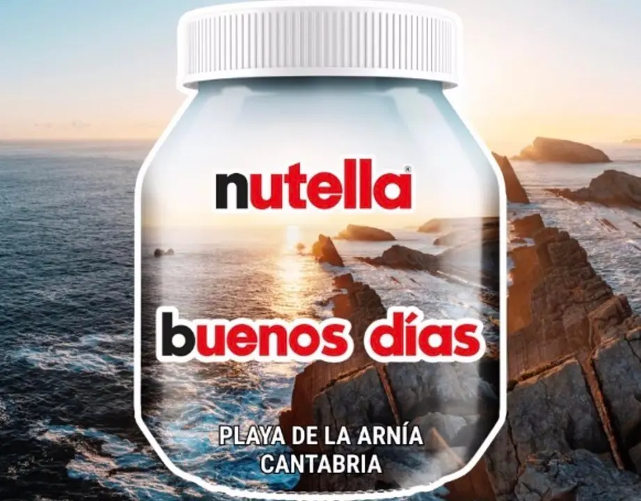 Imagen del bote de Nutella con la imagen del amanecer en la playa de La Arn&iacute;a