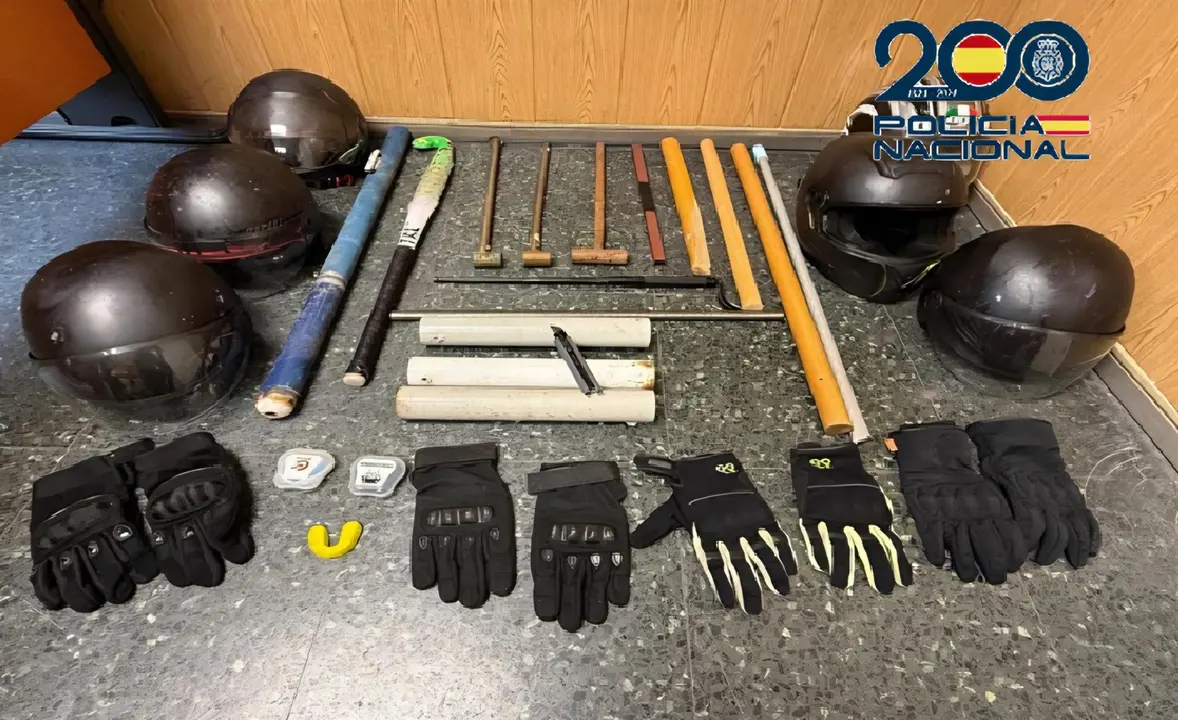 La Policía Nacional ha detenido ha 162 personas por participar en incidentes violentos en el fútbol y por, presuntamente, estar vinculados a %22grupos radicales en el ámbito futbolístico%22 durante la primera vuelta de la temporada 2025-2026.