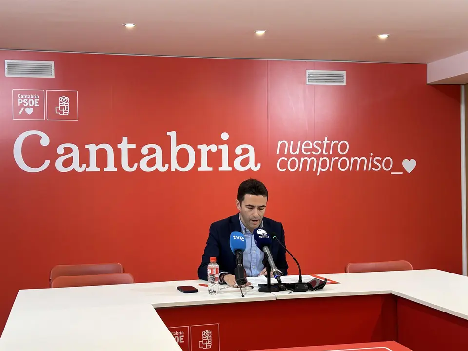 Rueda de prensa de Casares