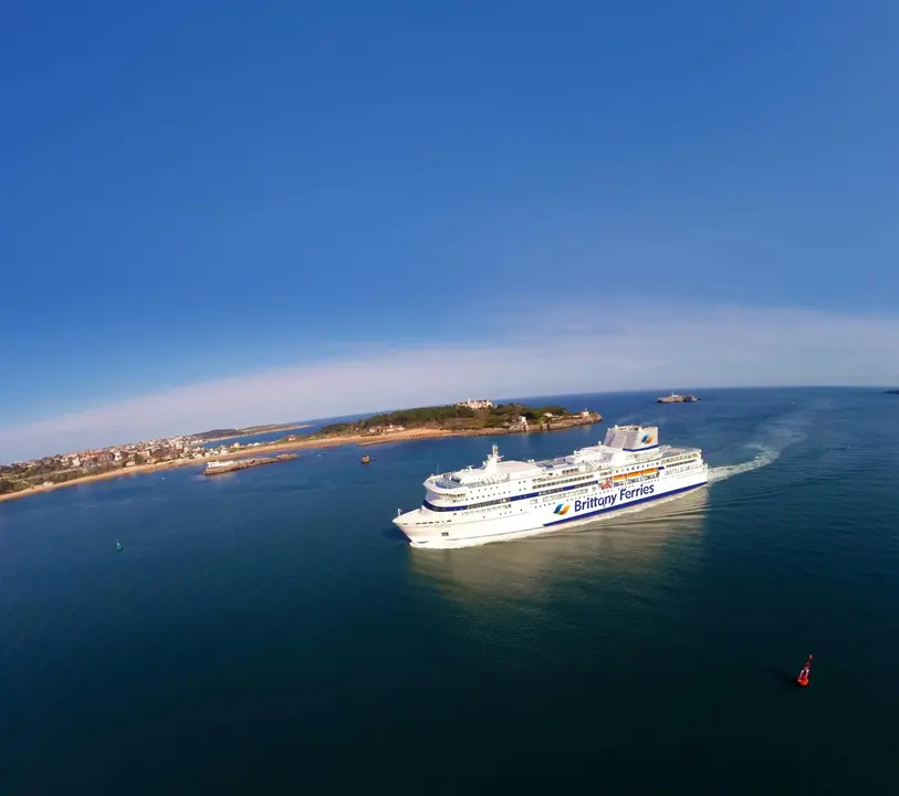 Brittany Ferries amplía a cuatro las conexiones semanales entre Santander y Reino Unido