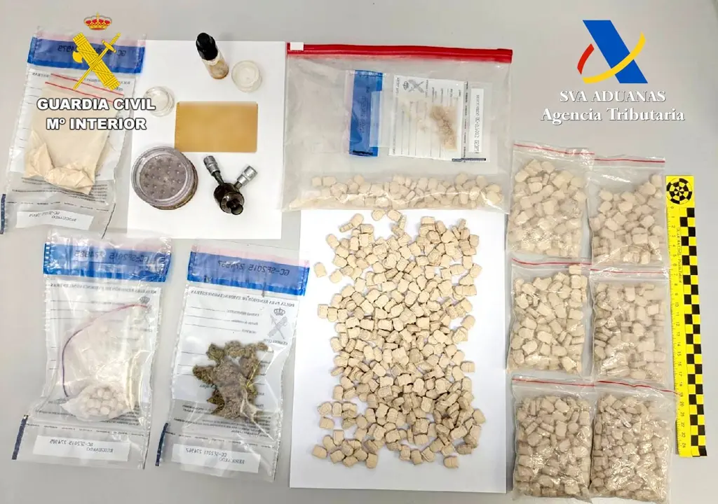 Intervenidas en el Puerto de Santander más de 900 pastillas de éxtasis con destino al Reino Unido