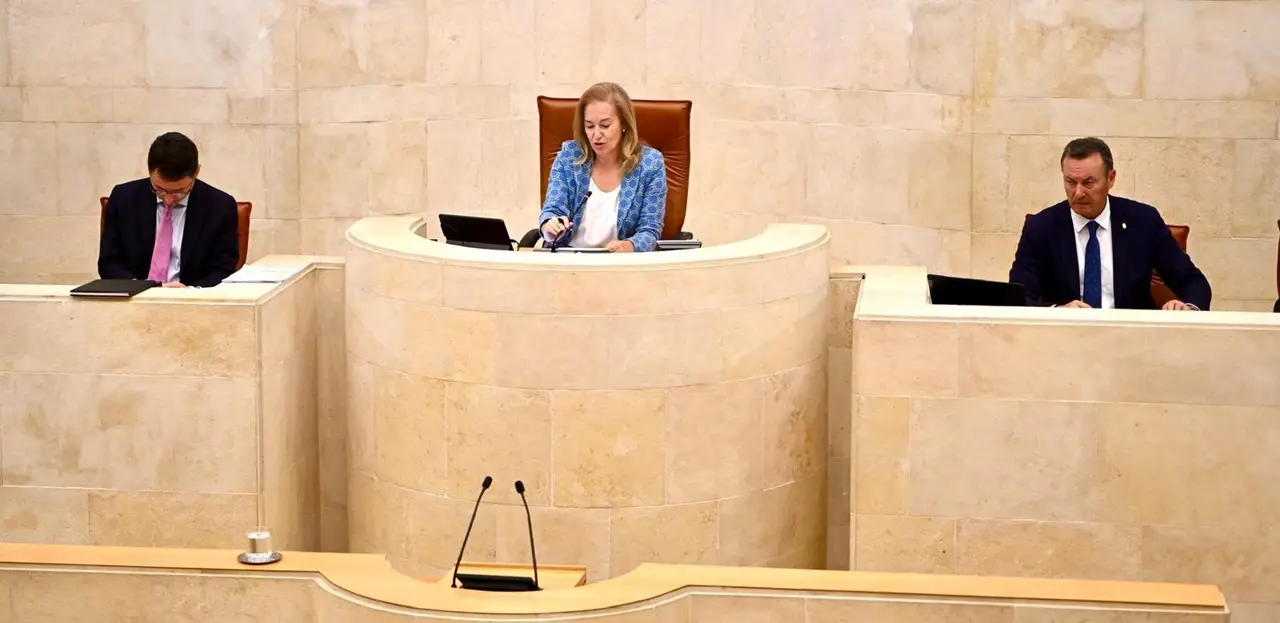 Guillermo Blanco, nuevo vicepresidente segundo del Parlamento de Cantabria