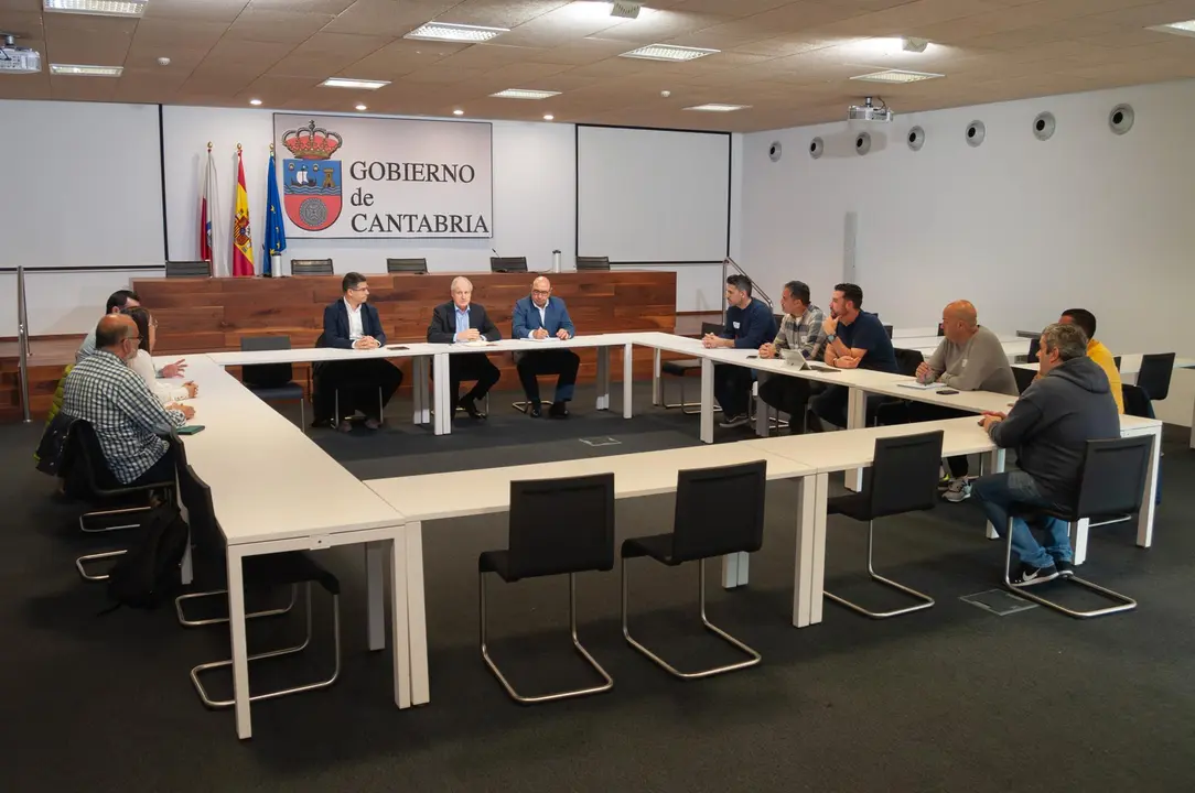 Reunión de Arasti y el comité de empresa de Nestlé 