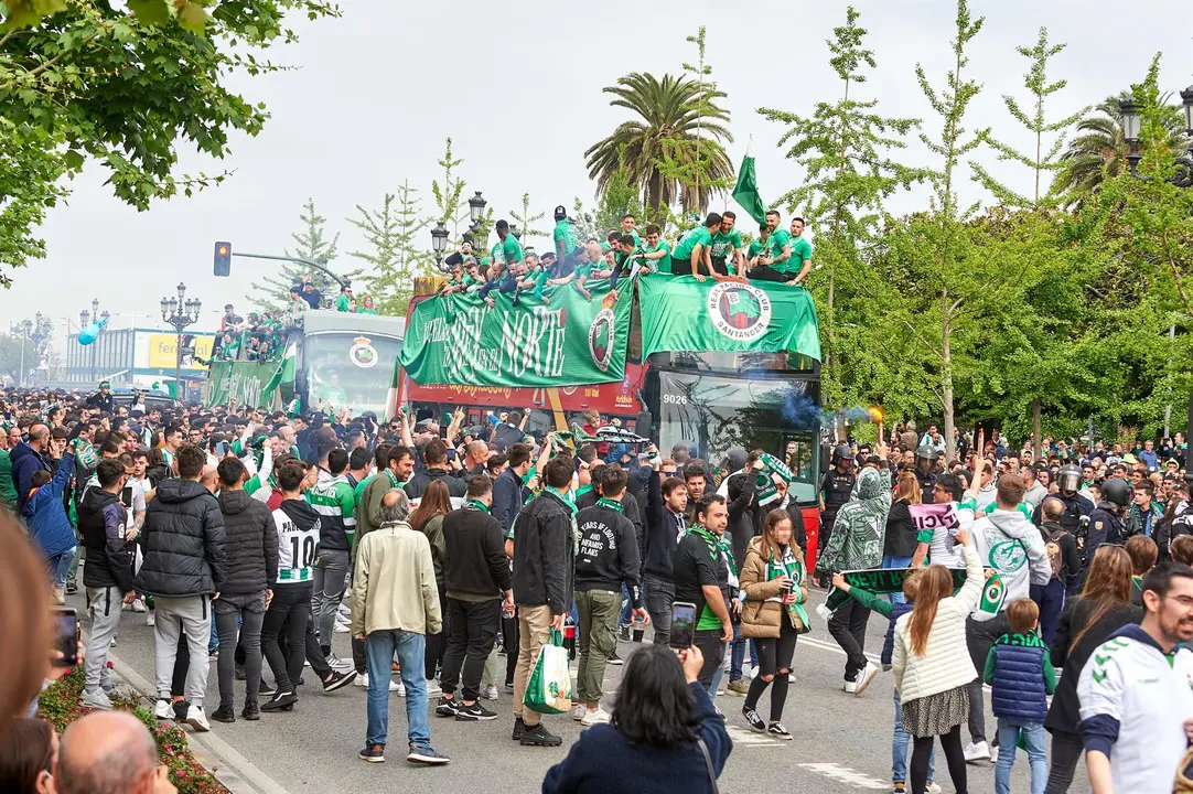 Archivo - Celebración del ascenso a del Racing a Segunda División en mayo de 2022 