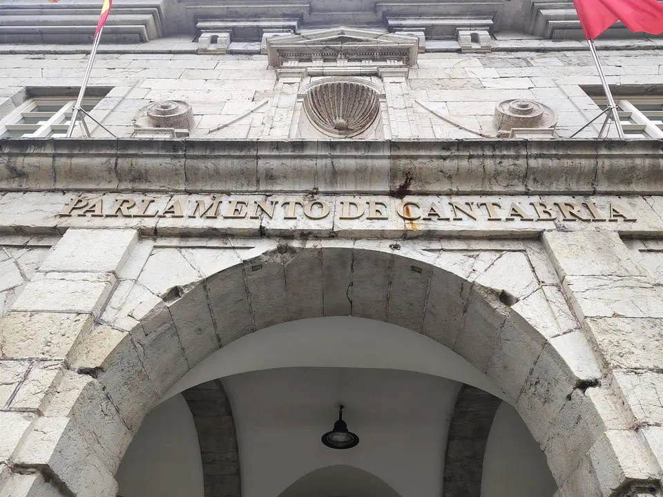 Archivo - Parlamento de Cantabria.