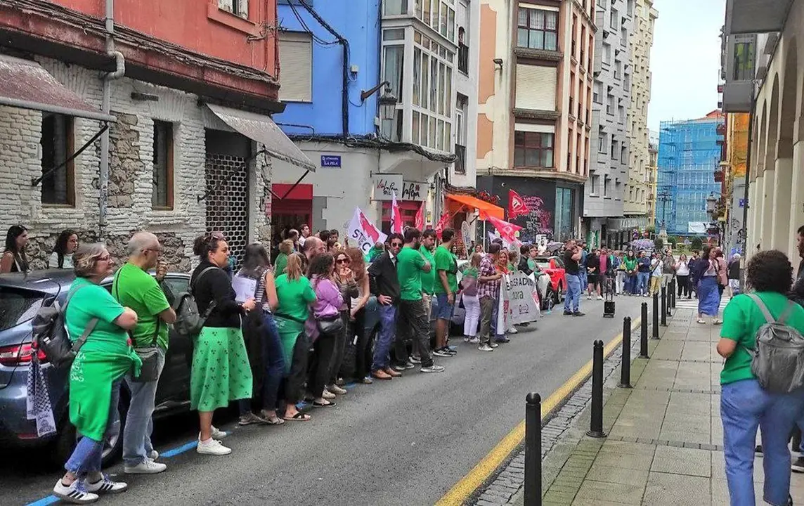 Protesta STEC en Santander 