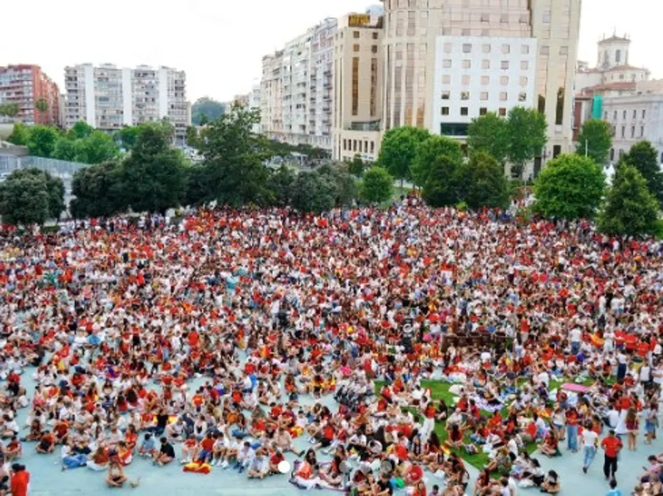 Imagen del anfiteatro del Centro Botín durante la proyección de la semifinal del Mundial 2026
