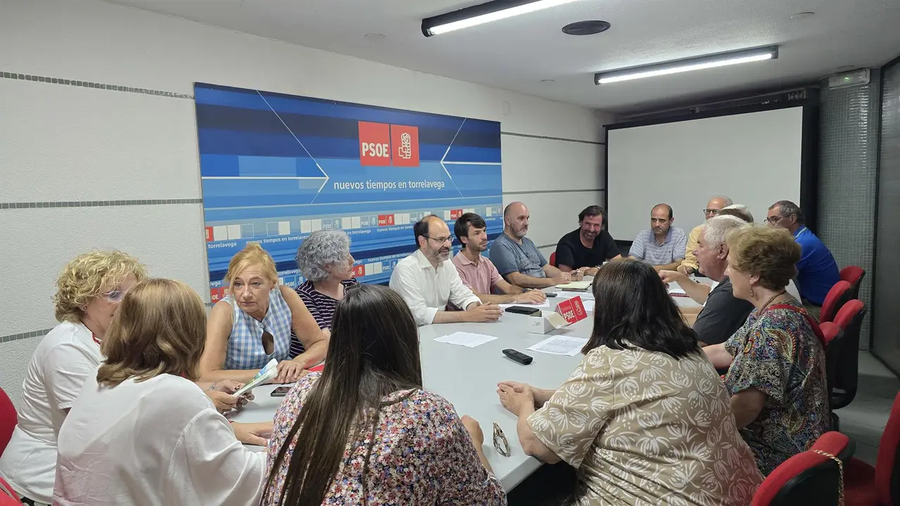 La Ejecutiva Local del PSOE de Torrelavega