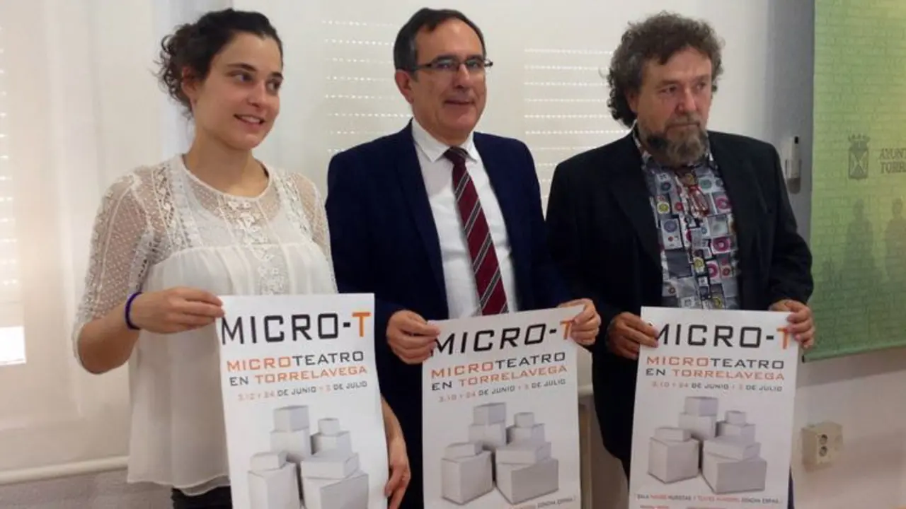 Acto de presentaci&oacute;n de la III edici&oacute;n de Microteatro en Torrelavega